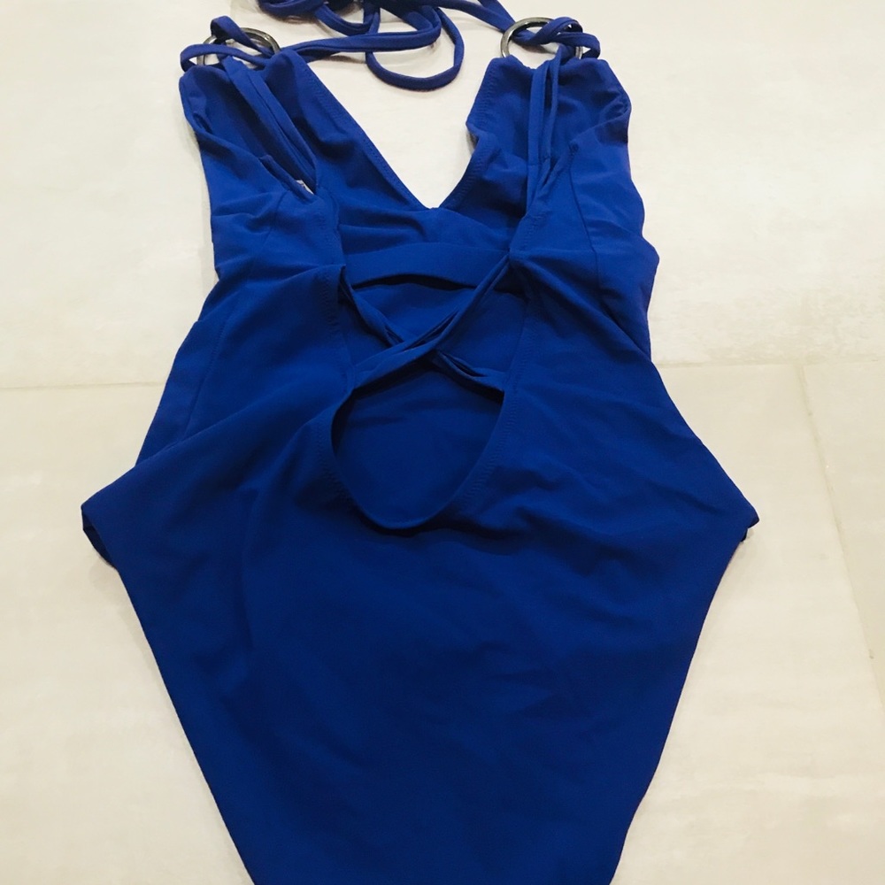 One piece swimsuit